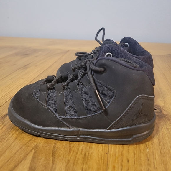 Air Jordan Max Aura child's size 8C - Picture 4 of 7